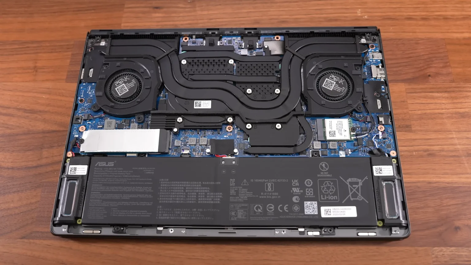 Der beste tragbare Gaming-Laptop ASUS Zephyrus G14 (2025) im Test