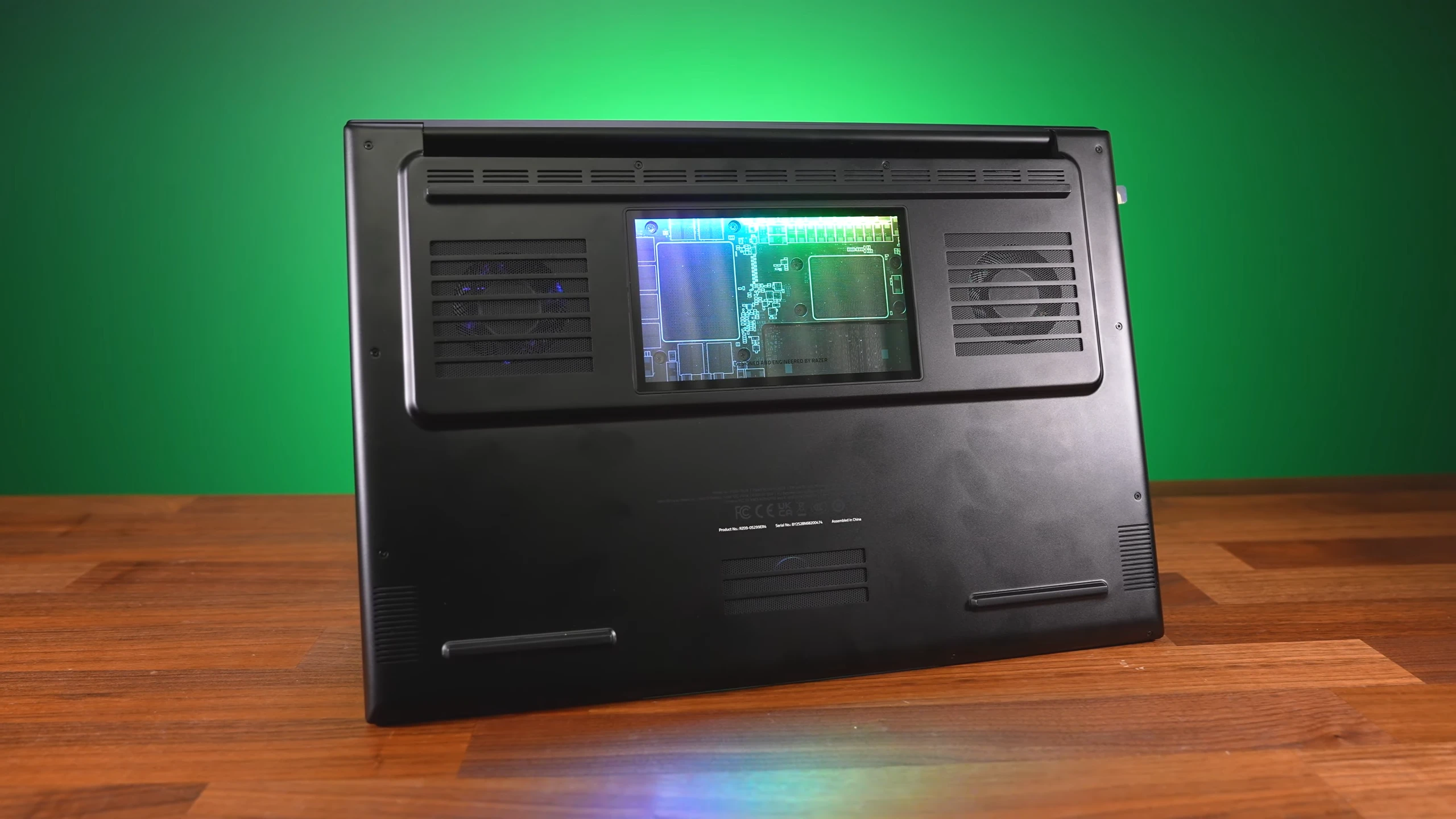 Razer Blade 18 2025: Premium Gaming-Ultrabook mit Intel Core Ultra 9 275HX und RTX 5090 bis 5080