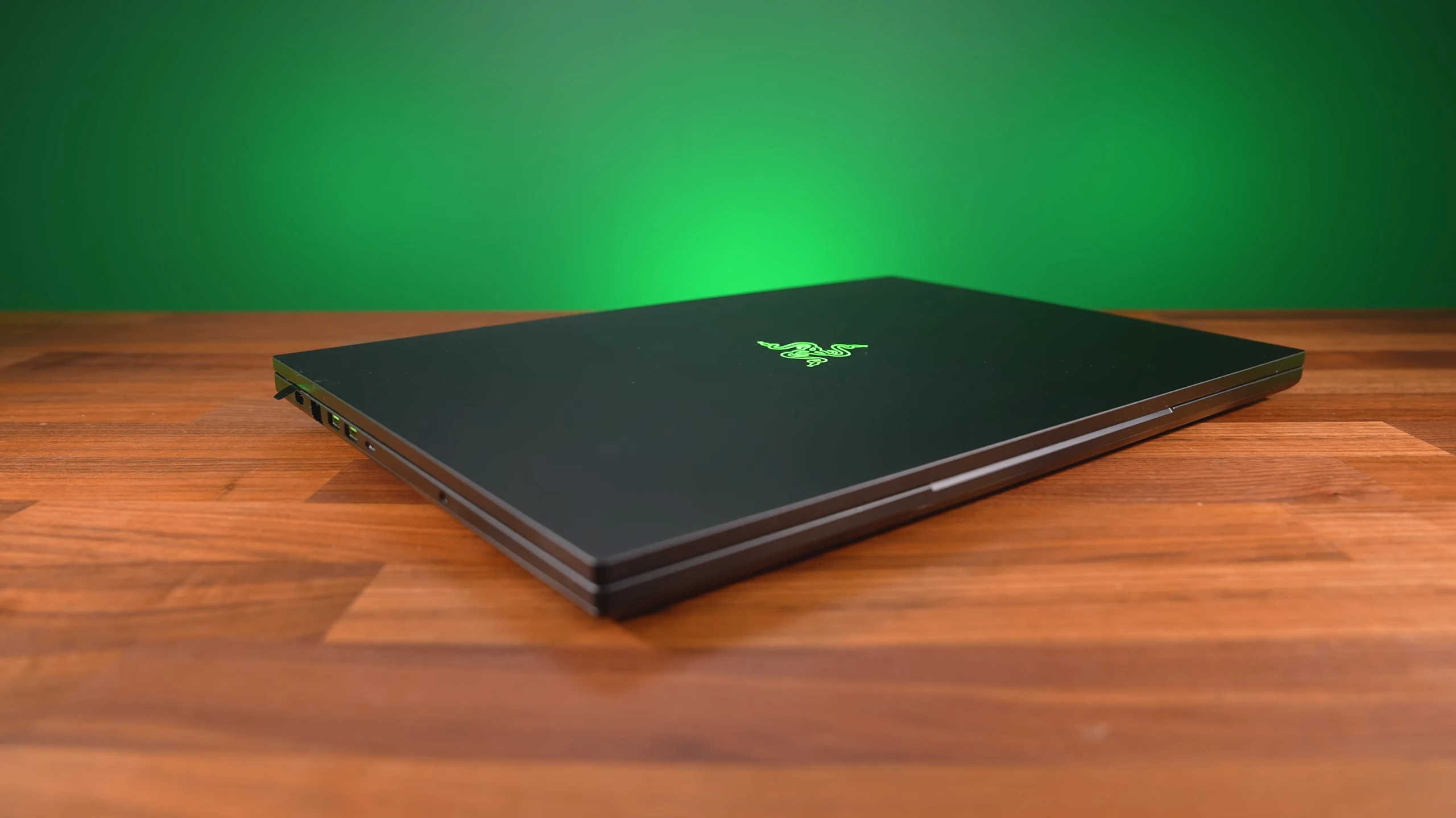 Razer Blade 18 2025: Premium Gaming-Ultrabook mit Intel Core Ultra 9 275HX und RTX 5090 bis 5080