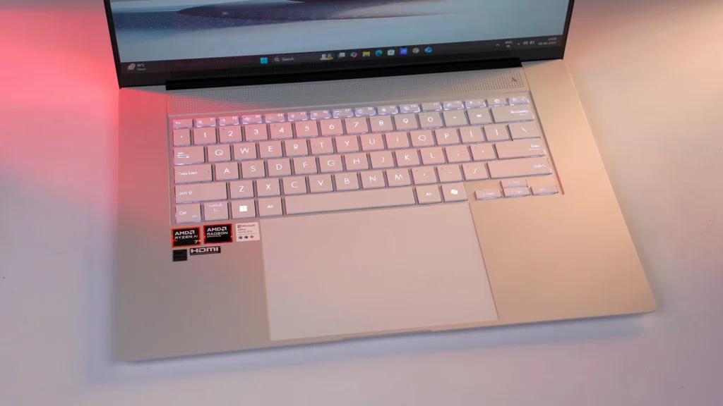 Die perfekte MacBook-Alternative ASUS ZenBook S16 OLED 2025