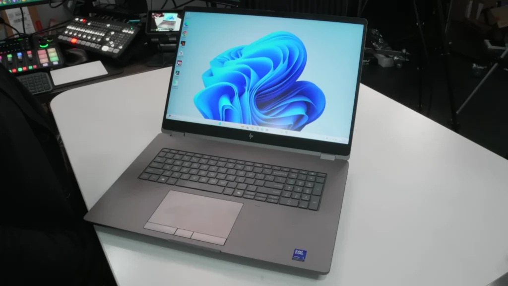 HP ZBook Fury G1i 18 