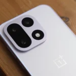 OnePlus 15: Flaggschiff-Smartphone mit Snapdragon 8 Elite Gen 5 und 165Hz Display im Test