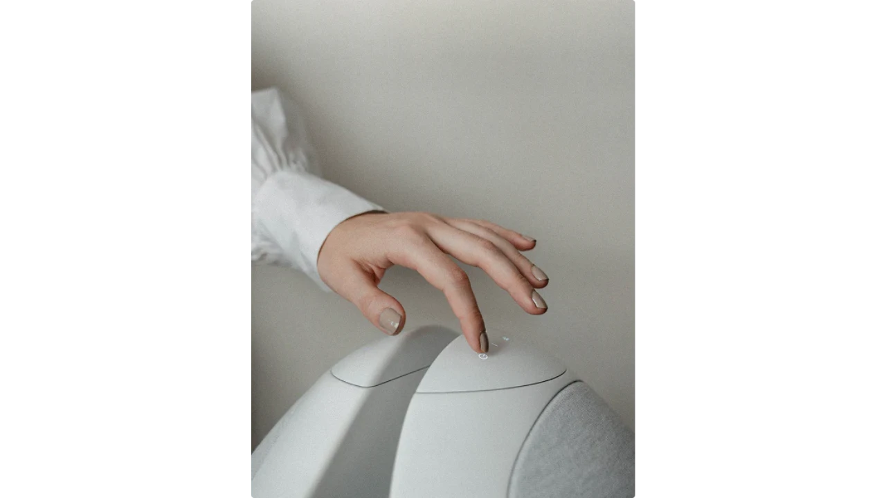 Pantheone I und Obsidian Designlautsprecher: Kabellose High-End-Speaker mit skulpturaler Ästhetik ab November