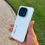 iQOO 15 – 7000 mAh, 2K-Display, Periskop-Zoom… Zu diesem Preis!