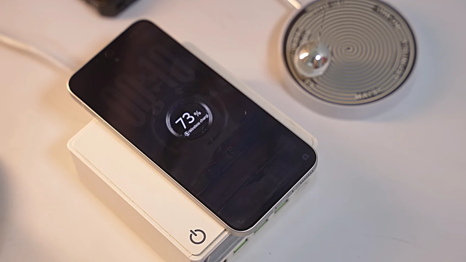 iQOO 15 – 7000 mAh, 2K-Display, Periskop-Zoom… Zu diesem Preis!